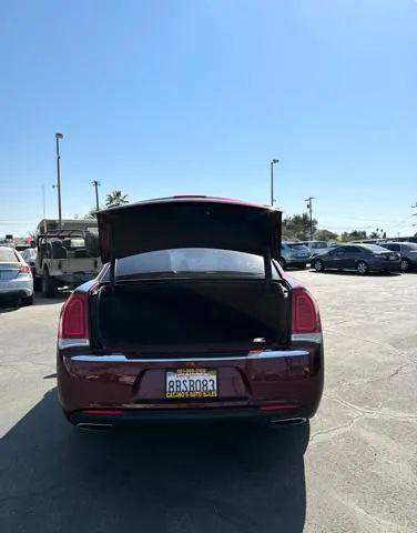 2018 Chrysler 300 Limited