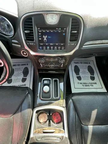 2018 Chrysler 300 Limited