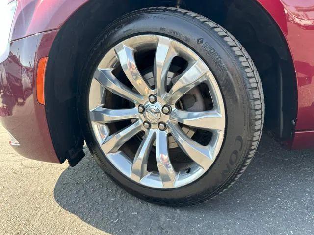 2018 Chrysler 300 Limited