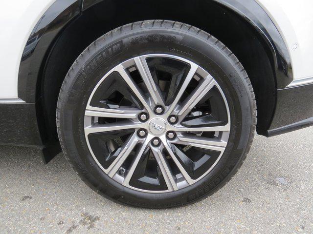 2025 Cadillac iQ Luxury w/1SC