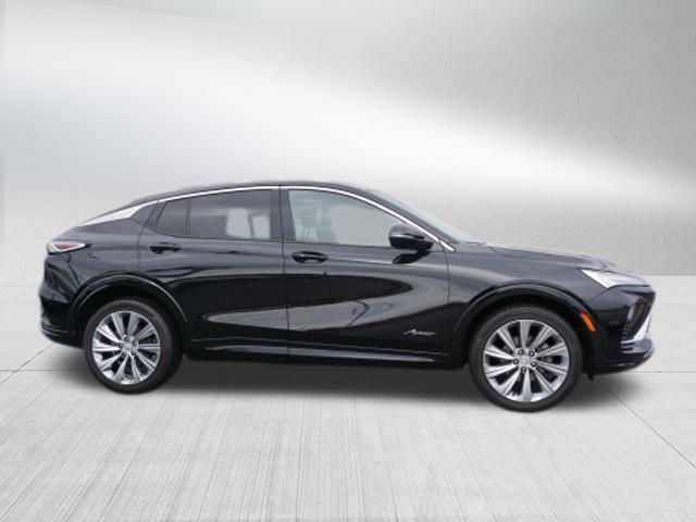2024 Buick NV Avenir FWD