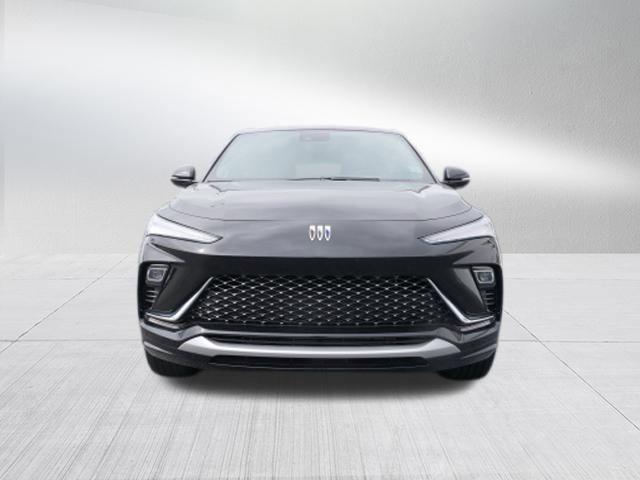 2024 Buick NV Avenir FWD
