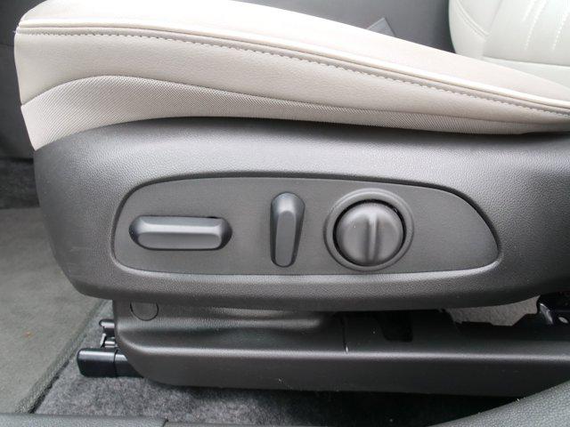 2024 Buick NV Avenir FWD