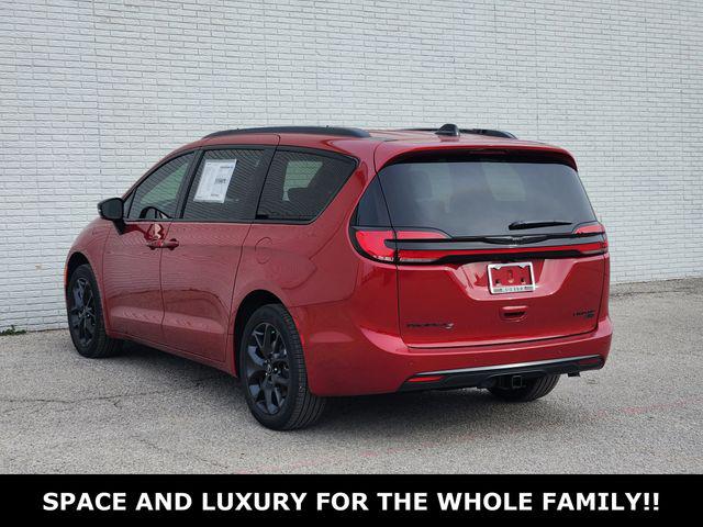 2026 Chrysler Pacifica PACIFICA LIMITED AWD