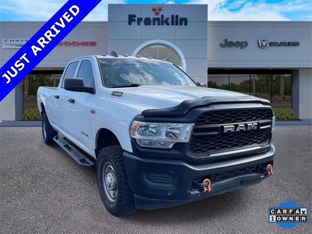 2020 RAM 2500 Tradesman Crew Cab 4X4 8 Box