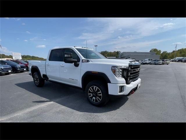 2022 GMC Sierra 2500HD 4WD Crew Cab Standard Bed AT4