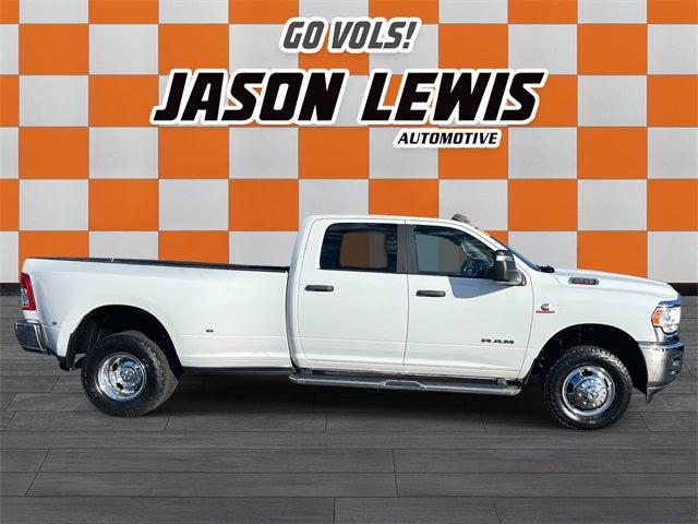 2024 RAM 3500 Big Horn Crew Cab 4x4 8 Box 2024 RAM 3500 Big Horn Crew Cab 4x4 8 Box