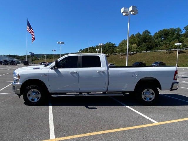 2019 RAM 2500 Big Horn Crew Cab 4x4 8 Box