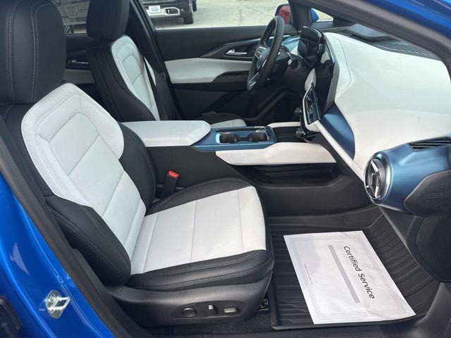 2025 Chevrolet Equinox LT 2