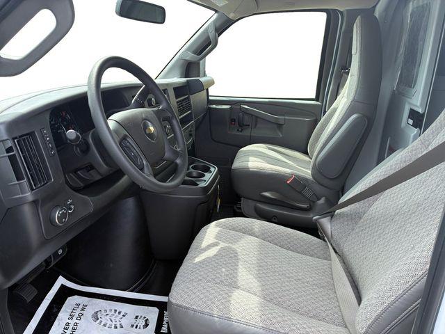 2025 Chevrolet Express Cutaway Work Van