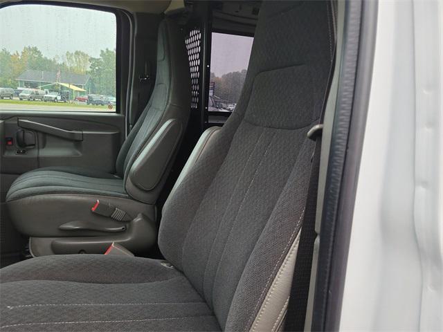 2018 GMC Savana 2500 Work Van