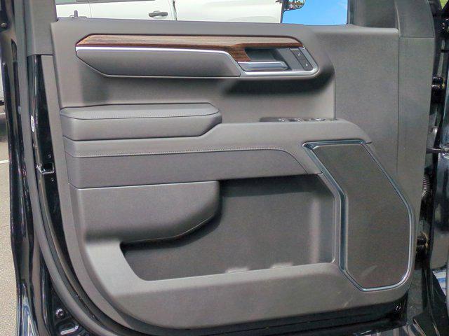 2026 GMC Sierra 1500 Crew Cab, Short Bed, SLE, RWD