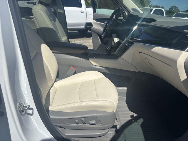 2025 Cadillac XT6 FWD Premium Luxury