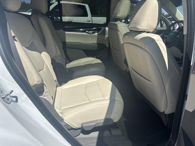 2025 Cadillac XT6 FWD Premium Luxury
