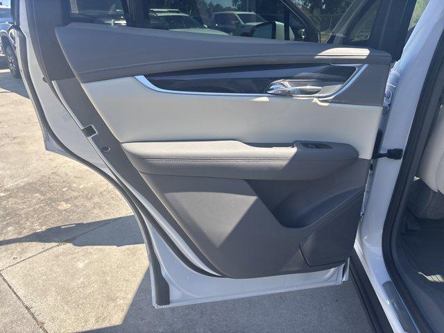 2025 Cadillac XT6 FWD Premium Luxury