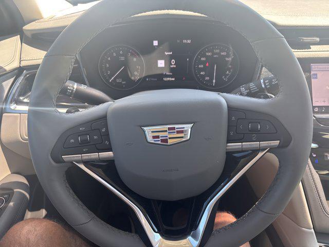 2025 Cadillac XT6 FWD Premium Luxury