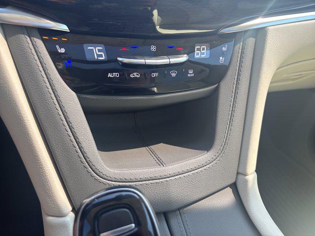 2025 Cadillac XT6 FWD Premium Luxury