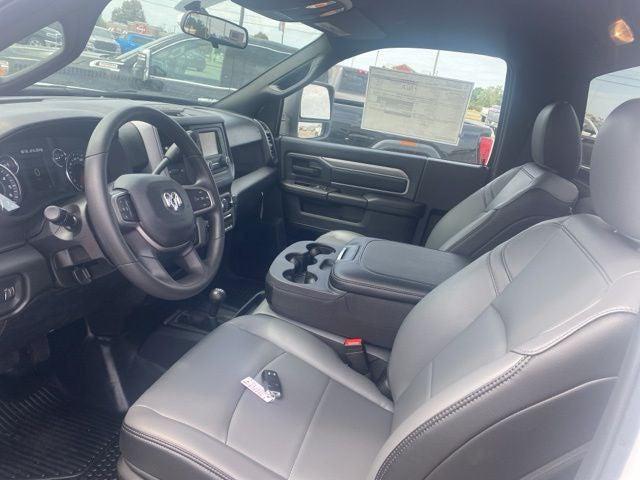 2024 Ram 3500 Tradesman/SLT