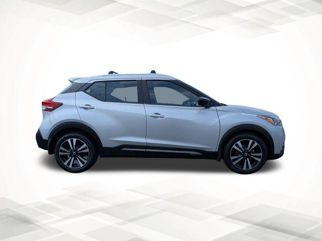 2019 Nissan Kicks SR
