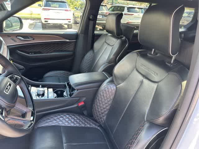 2023 Jeep Grand Cherokee L Summit 4x4