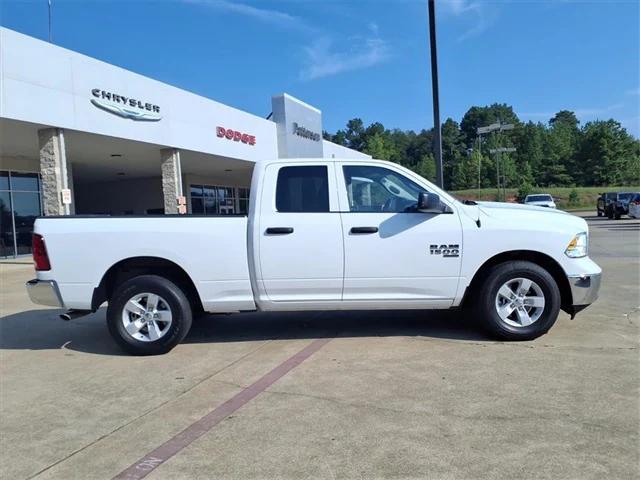 2024 RAM 1500 Classic SLT Quad Cab 4x2 64 Box 2024 RAM 1500 Classic SLT Quad Cab 4x2 64 Box