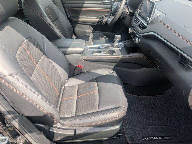 2022 Nissan Altima SR FWD
