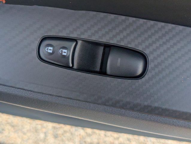 2022 Nissan Altima SR FWD