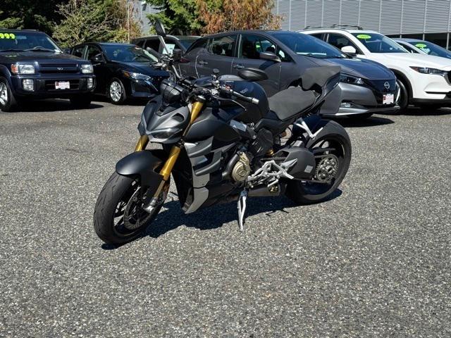 2022 Ducati Streetfighter 