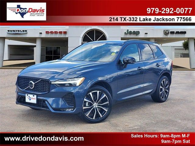 2024 Volvo XC60 B5 Plus Dark Theme 2024 Volvo XC60 B5 Plus Dark Theme