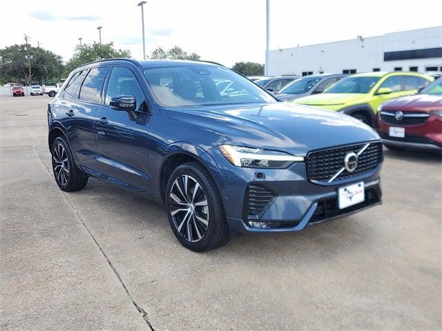 2024 Volvo XC60 B5 Plus Dark Theme 2024 Volvo XC60 B5 Plus Dark Theme