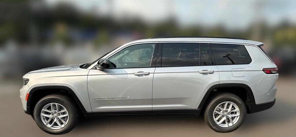2025 Jeep Grand Cherokee GRAND CHEROKEE L LAREDO X 4X4