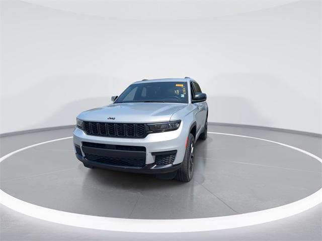 2024 Jeep Grand Cherokee L Altitude 4x4