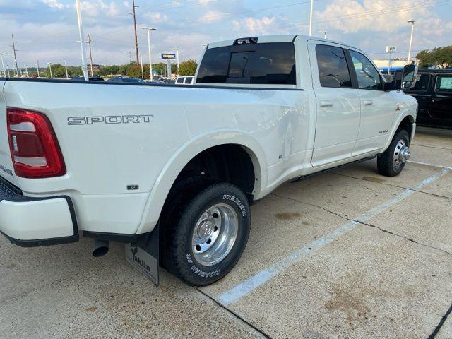2022 RAM 3500 Laramie Crew Cab 4x4 8 Box