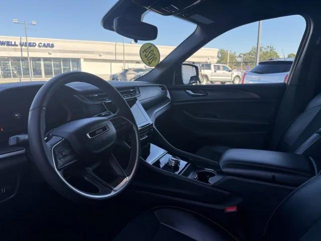 2024 Jeep Grand Cherokee L Altitude 4x4