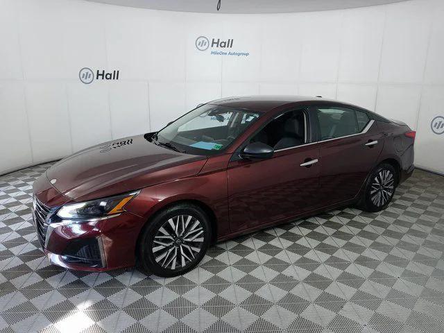 2024 Nissan Altima SV FWD
