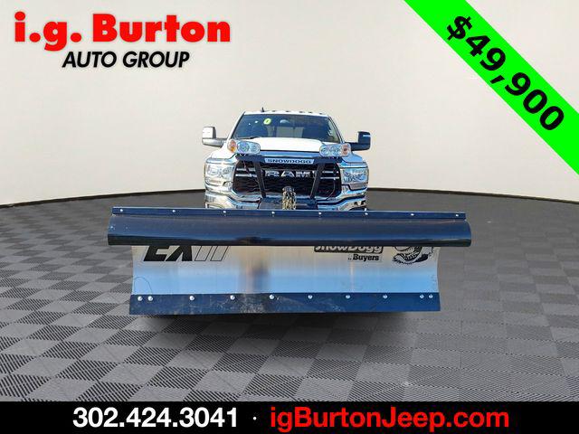 2024 RAM 3500 Tradesman Crew Cab 4x4 64 Box 2024 RAM 3500 Tradesman Crew Cab 4x4 64 Box