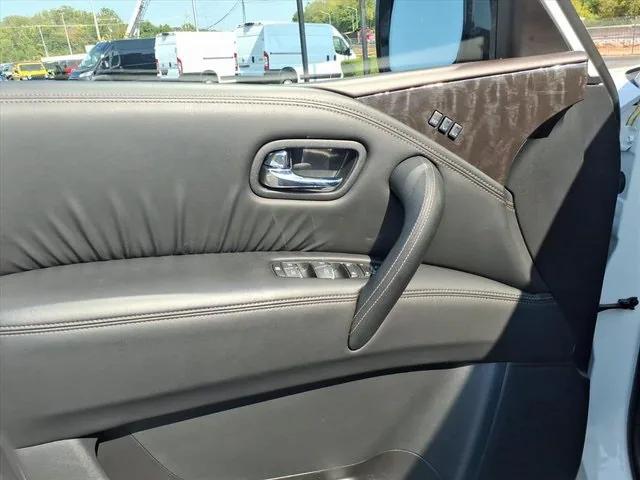 2024 Nissan Armada Platinum 4WD 2024 Nissan Armada Platinum 4WD