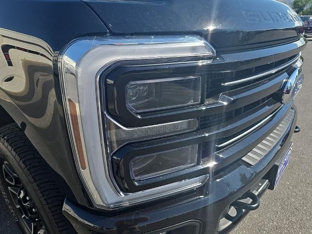 2025 Ford F-350 Platinum