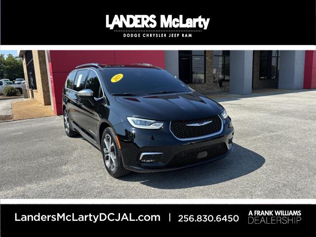 2025 Chrysler Pacifica Pinnacle AWD