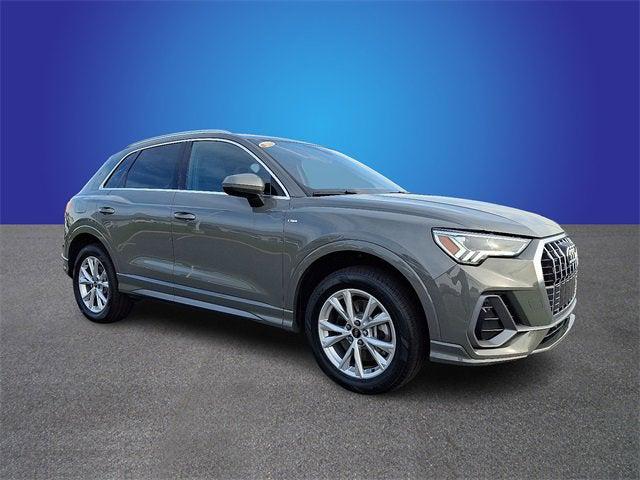 2024 Audi Q3 Premium 45 TFSI S line quattro Tiptronic