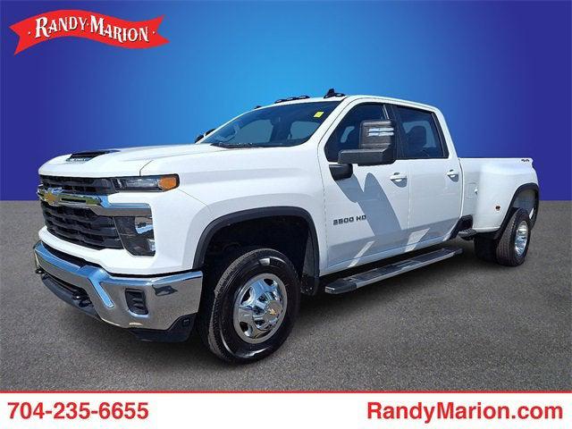 2024 Chevrolet Silverado 3500HD 4WD Crew Cab Long Bed LT
