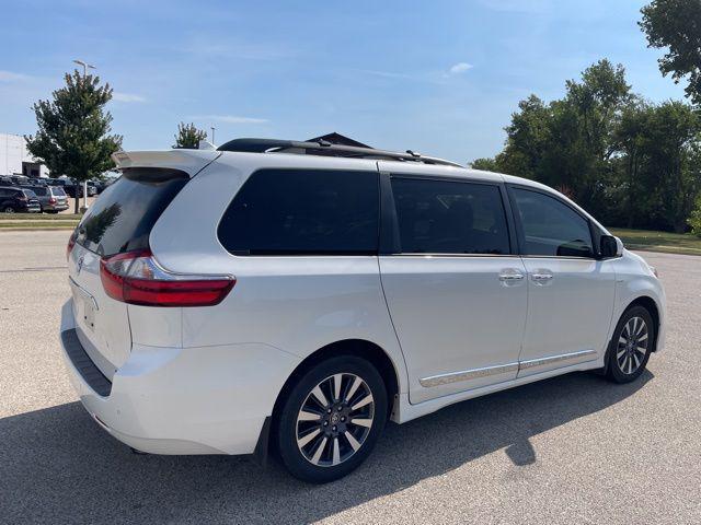 2020 Toyota Sienna Limited Premium