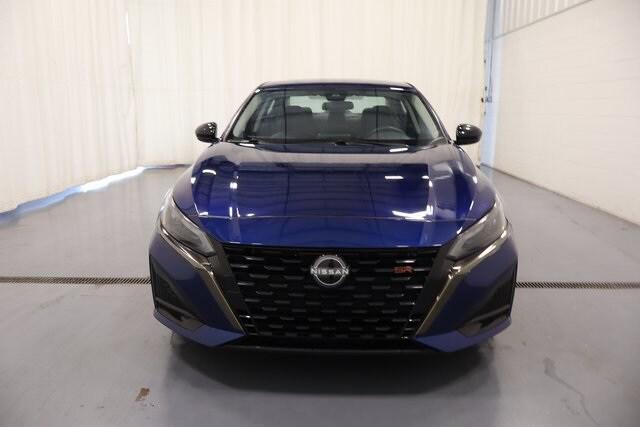 2024 Nissan Altima SR FWD 2024 Nissan Altima SR FWD