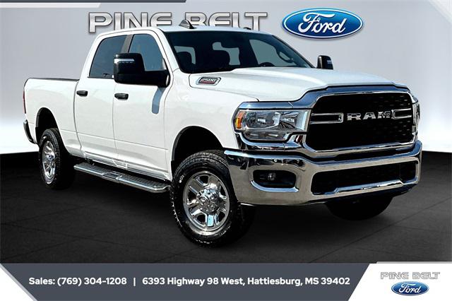 2024 RAM 2500 Big Horn Crew Cab 4x4 64 Box