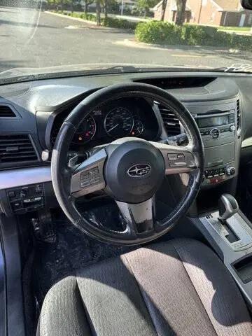 2011 Subaru Outback 2.5i Premium