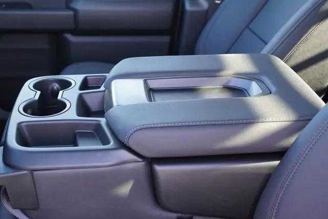 2025 GMC Sierra 3500HD Pro