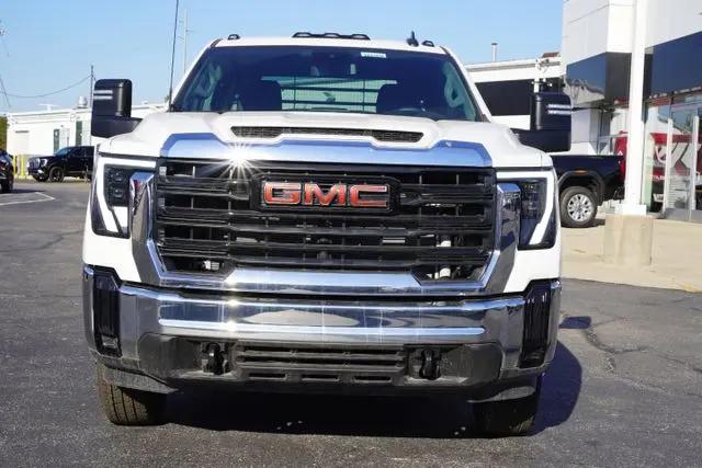 2025 GMC Sierra 3500HD Pro