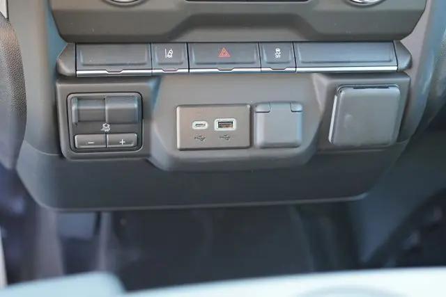 2025 GMC Sierra 3500HD Pro