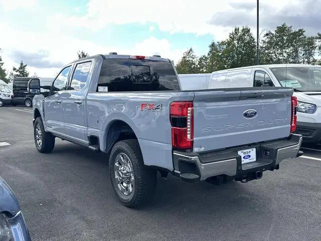 2026 Ford F-350 LARIAT