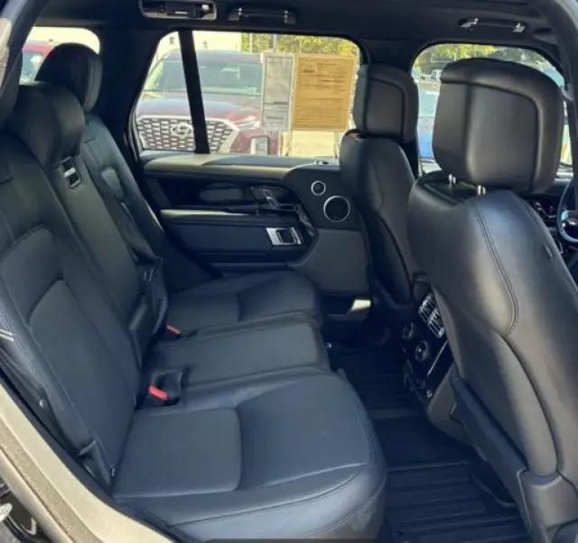 2020 Land Rover Range Rover P525 HSE